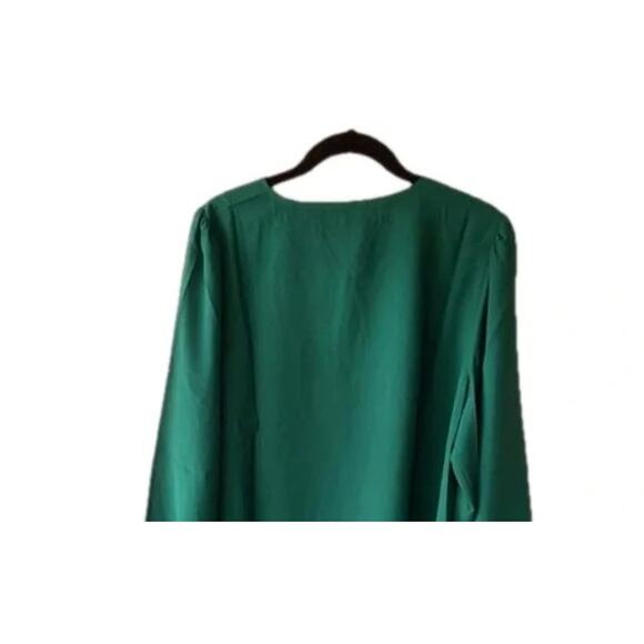 NWT J. Crew Keyhole Long Sleeve Puff Drapey Crepe Relaxed Fit Blouse MT Green - Picture 11 of 15